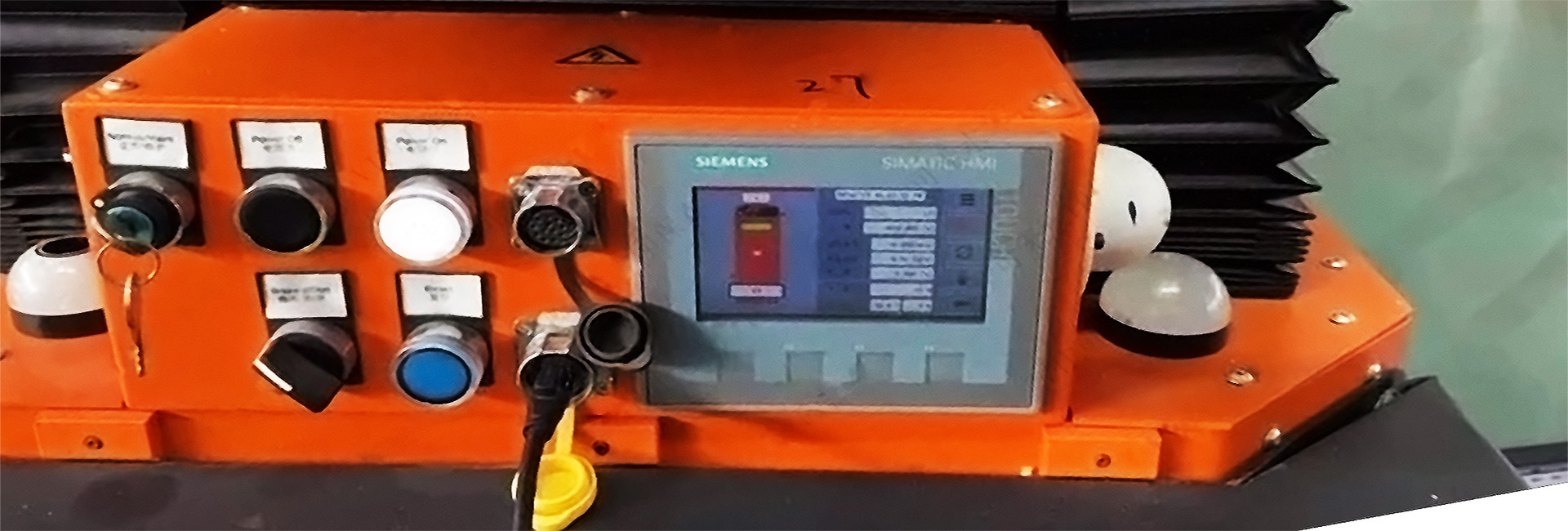 圆顶指示灯和蜂鸣器、触摸开关和拣货指示灯